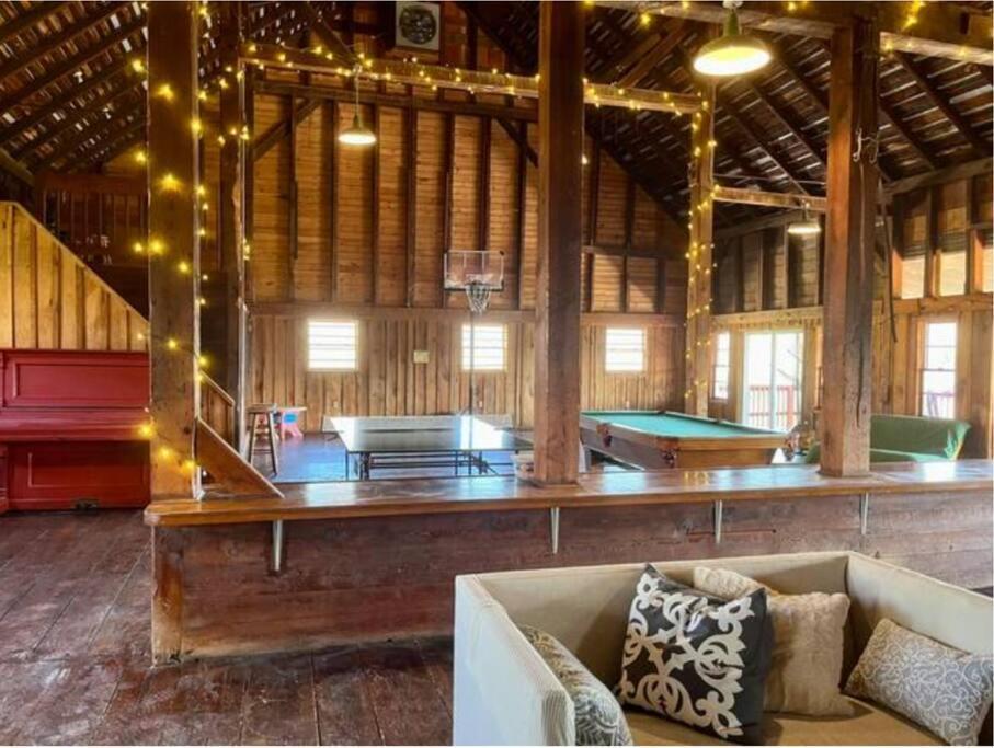 The Barn At Evermore: Riverfront Retreat W/Hot Tub Luray Εξωτερικό φωτογραφία