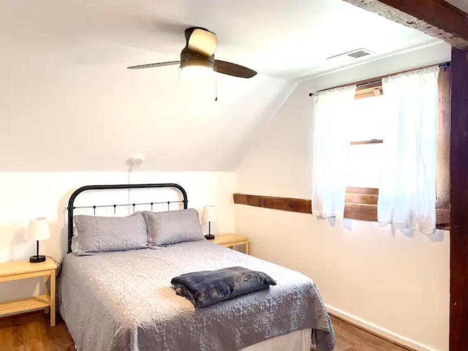 The Barn At Evermore: Riverfront Retreat W/Hot Tub Luray Εξωτερικό φωτογραφία