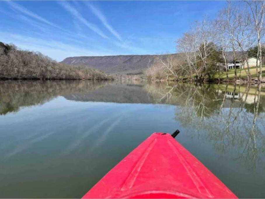 The Barn At Evermore: Riverfront Retreat W/Hot Tub Luray Εξωτερικό φωτογραφία