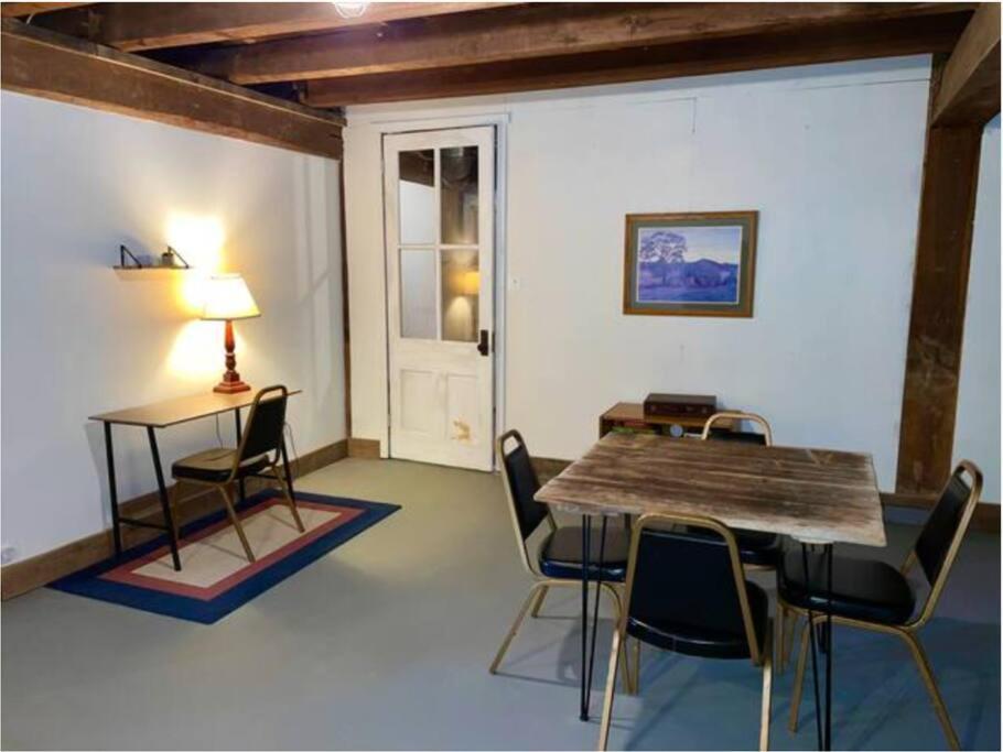 The Barn At Evermore: Riverfront Retreat W/Hot Tub Luray Εξωτερικό φωτογραφία