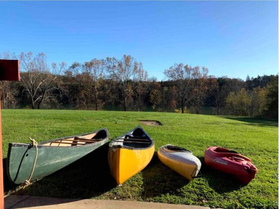 The Barn At Evermore: Riverfront Retreat W/Hot Tub Luray Εξωτερικό φωτογραφία
